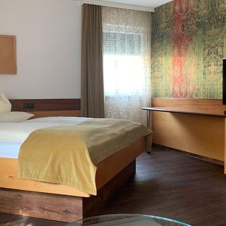 Hotel Kremstalerhof Leonding Esterno foto